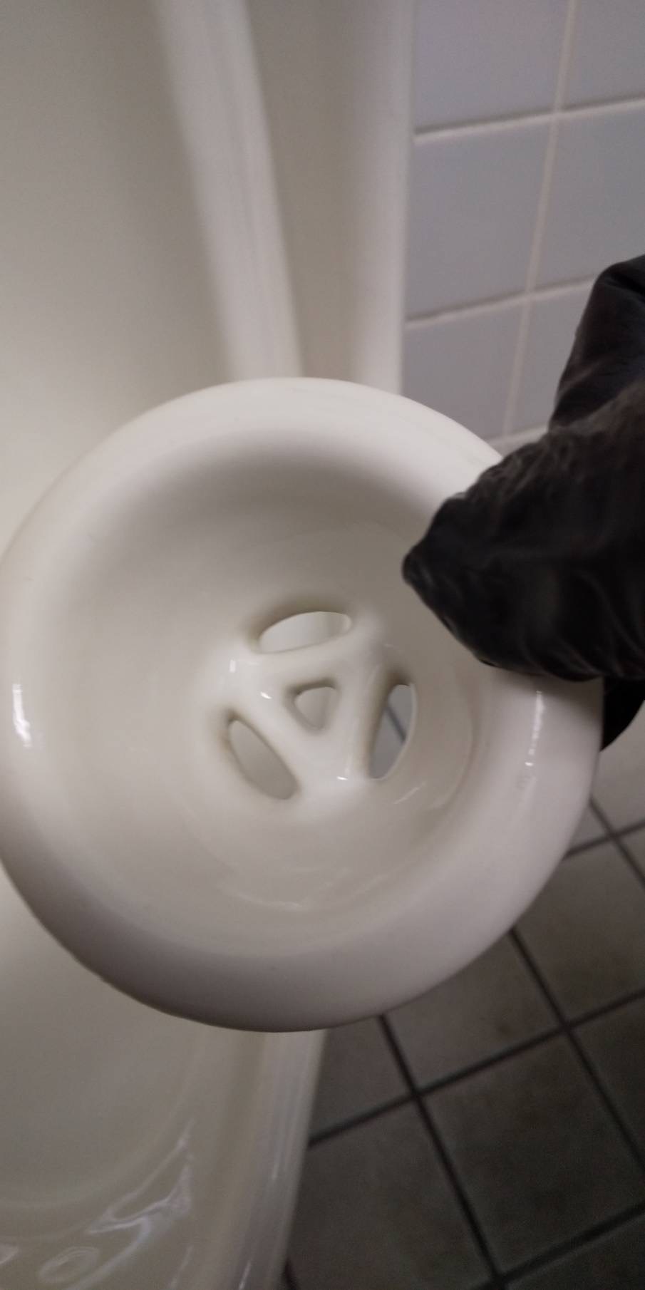 トイレ　便器洗浄　尿石除去